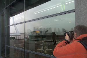 Foto Jos van den Berge – in Rotterdam valt altijd wel een  foto te scoren, ook bij slecht weer