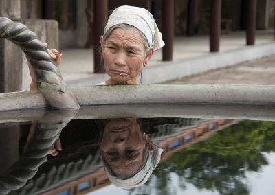 Peter Welters: Spiegelbeeld, Vietnam; Nikon D5000